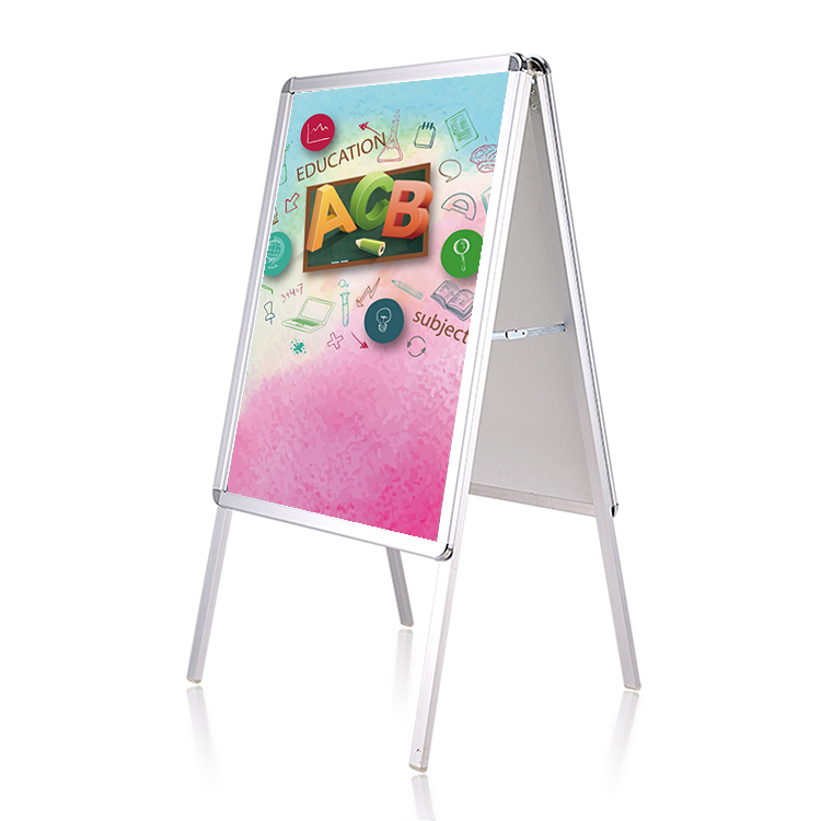 Freestanding outdoor display sign rack