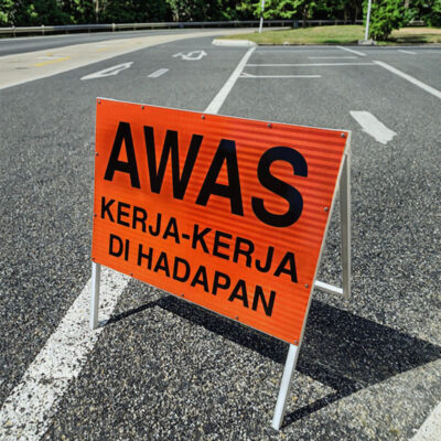 Bulk road construction signs