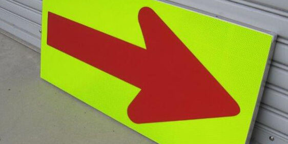 Custom Aluminum Reflective Road Signs for Roadway Safety (2) Custom aluminum reflective road signs