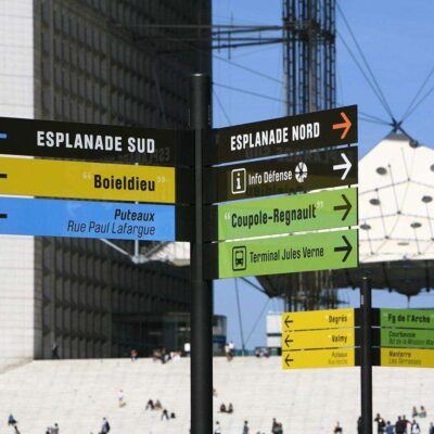 Custom commercial pylon signs