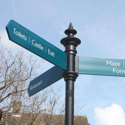 Custom commercial pylon signs