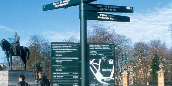 Custom commercial pylon signs