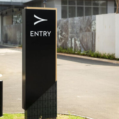 Advertising Light Box Pylon Parking Sign